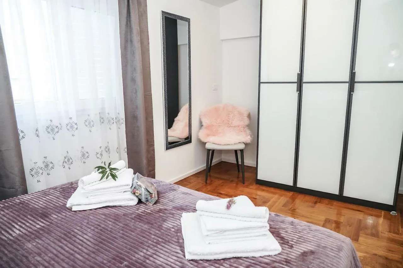 Prázdninový dům Home Away From Home With Outdoor Pool, Botanical Garden And A Beautiful Sea View Kaštela Chorvatsko