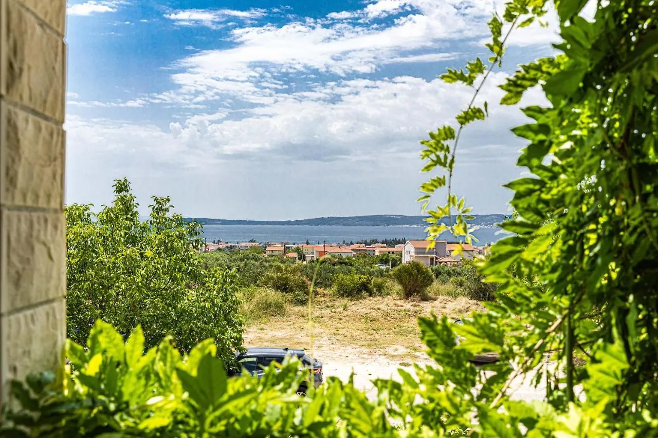 Home Away From Home With Outdoor Pool, Botanical Garden And A Beautiful Sea View Kastela Holiday home