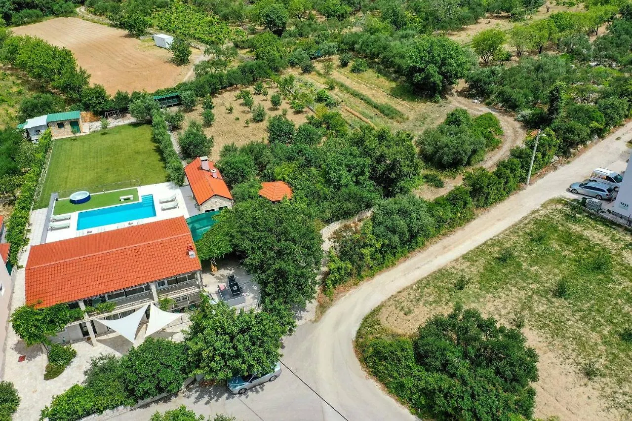 Home Away From Home With Outdoor Pool, Botanical Garden And A Beautiful Sea View Kastela 0*,  Croatia