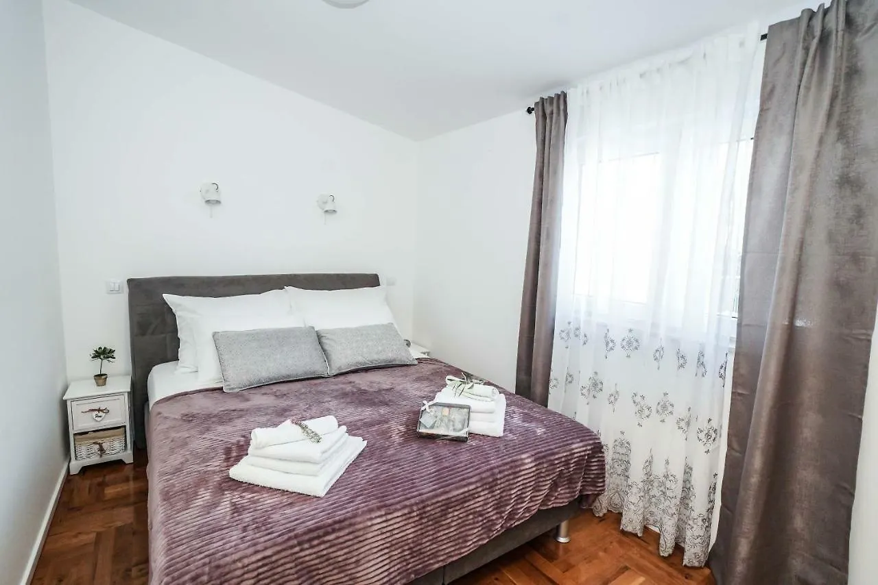 Holiday home Home Away From Home With Outdoor Pool, Botanical Garden And A Beautiful Sea View Kastela