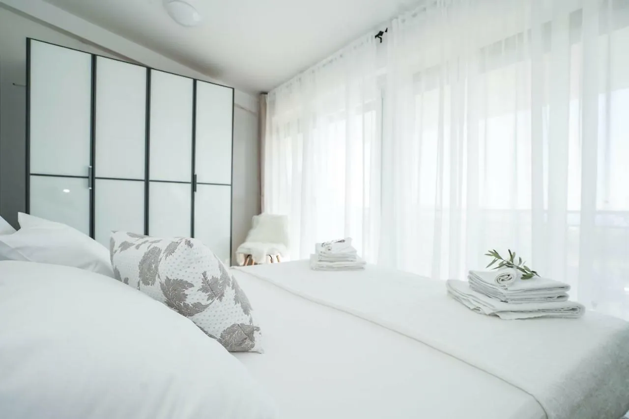 Home Away From Home With Outdoor Pool, Botanical Garden And A Beautiful Sea View Kastela 0*,